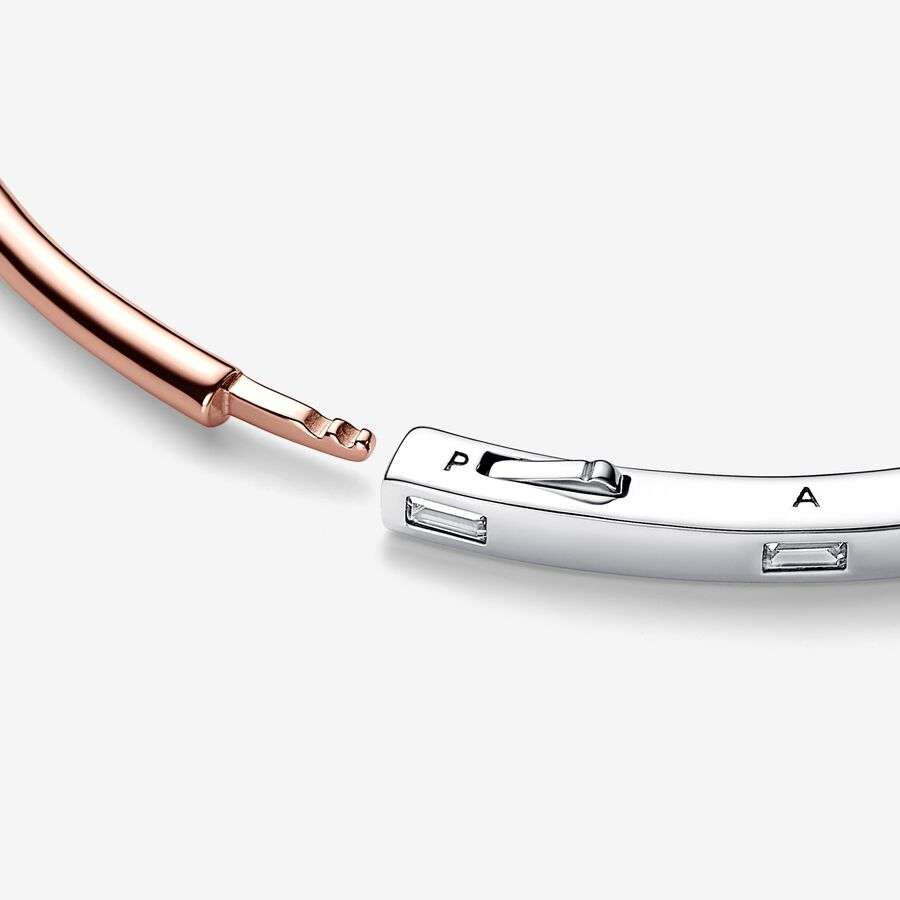 Dvoubarevný pevný náramek Pandora Signature s I-D pavé_2